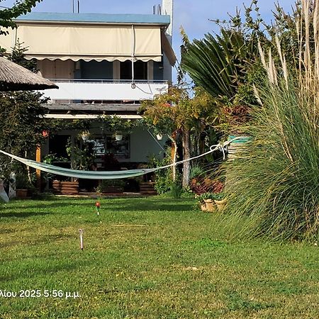 Top Floor On Villa, 3' From Center, By The Sea! Host Is Efi Kwsta Preveza Esterno foto