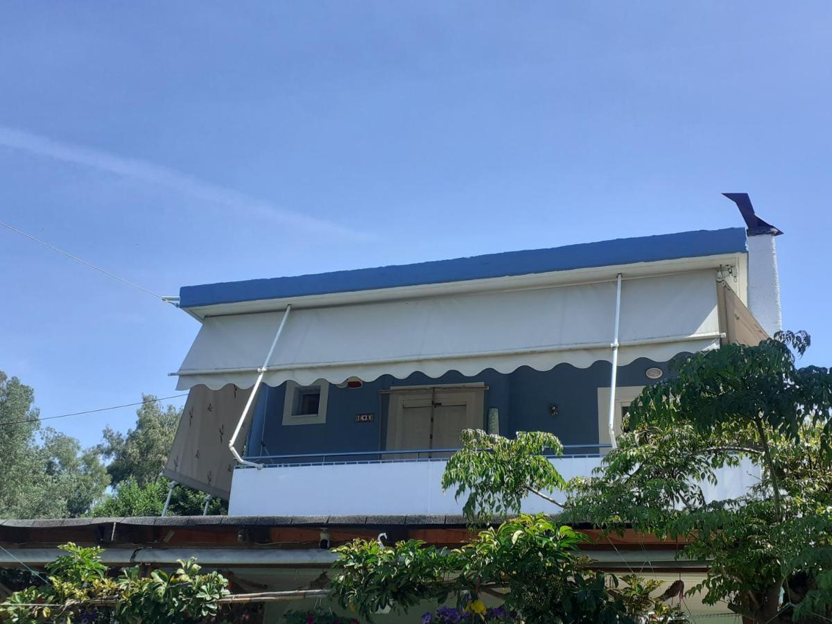 Top Floor On Villa, 3' From Center, By The Sea! Host Is Efi Kwsta Preveza Esterno foto