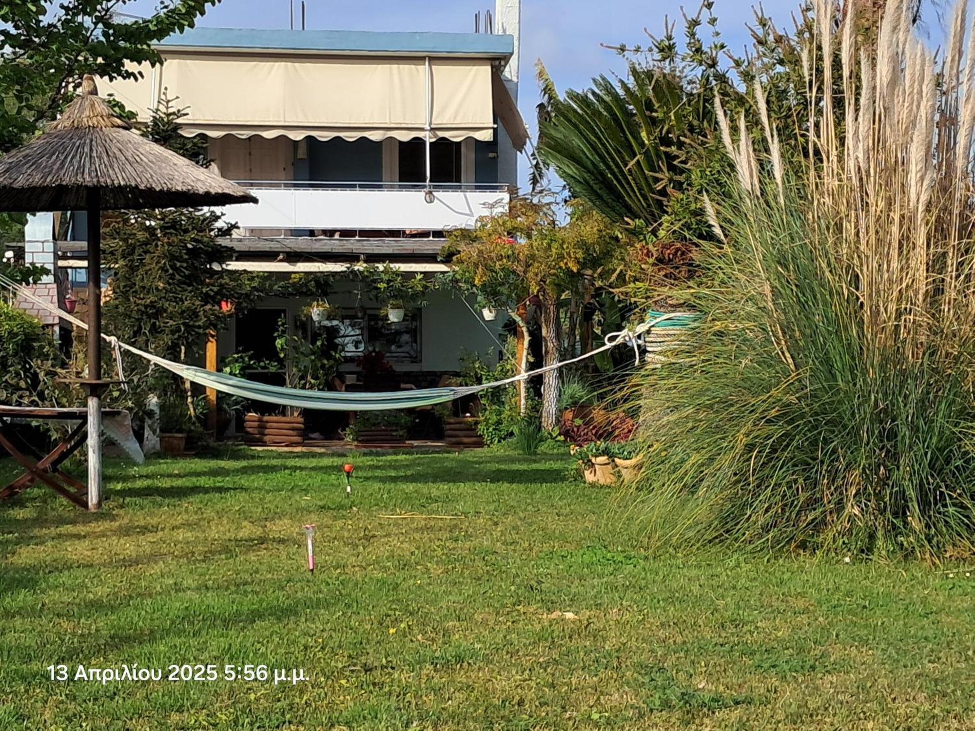 Top Floor On Villa, 3' From Center, By The Sea! Host Is Efi Kwsta Preveza Esterno foto